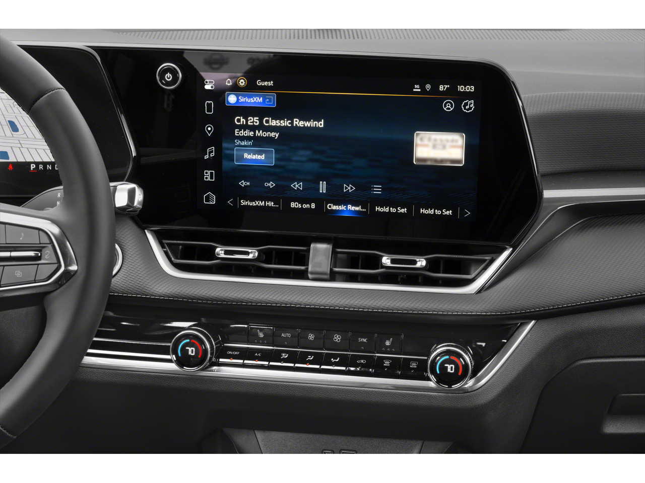 2027 Chevrolet Equinox LT - Photo 7