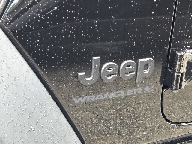 2023 Jeep Wrangler 2-Door Willys Sport 4x4