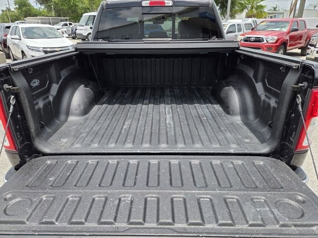 2021 RAM 1500 Big Horn Crew Cab 4x4 5'7" Box