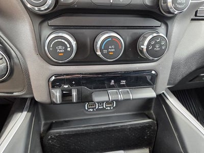 2021 RAM 1500 Big Horn Crew Cab 4x4 5'7" Box