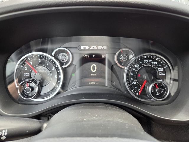 2021 RAM 1500 Big Horn Crew Cab 4x4 5'7" Box