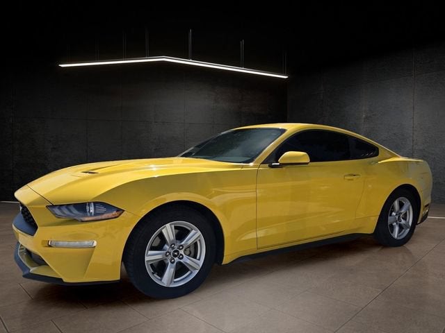2018 Ford Mustang EcoBoost image 3