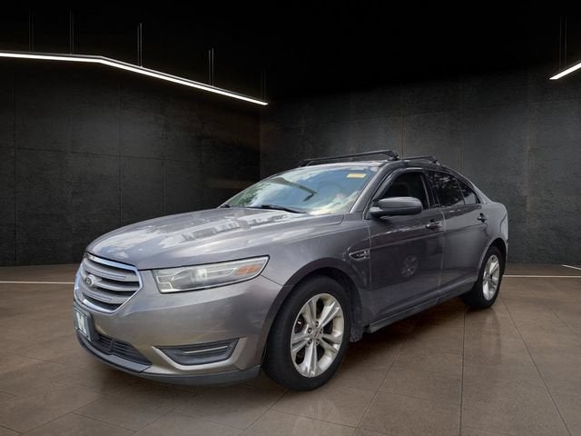 2013 Ford Taurus SEL image 2
