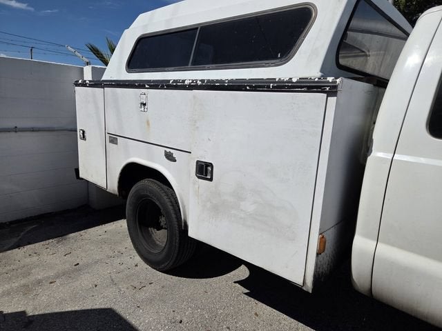 2008 Ford Super Duty F-350 DRW XL
