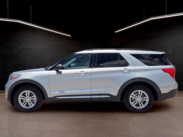 2023 Ford Explorer XLT image 4
