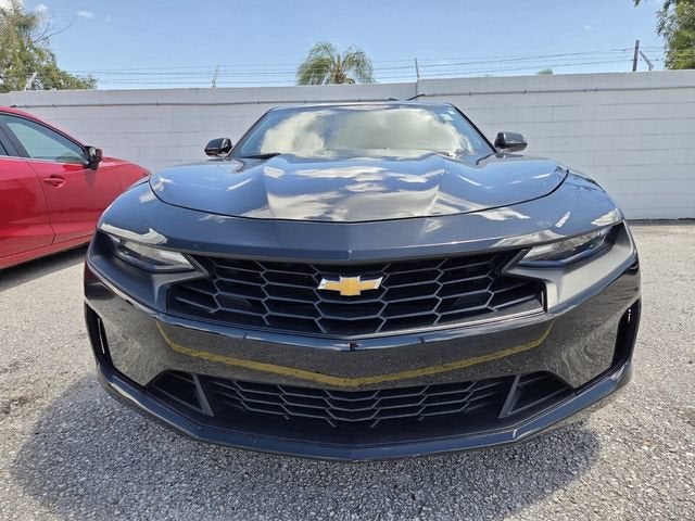 2020 Chevrolet Camaro 1LT image 2
