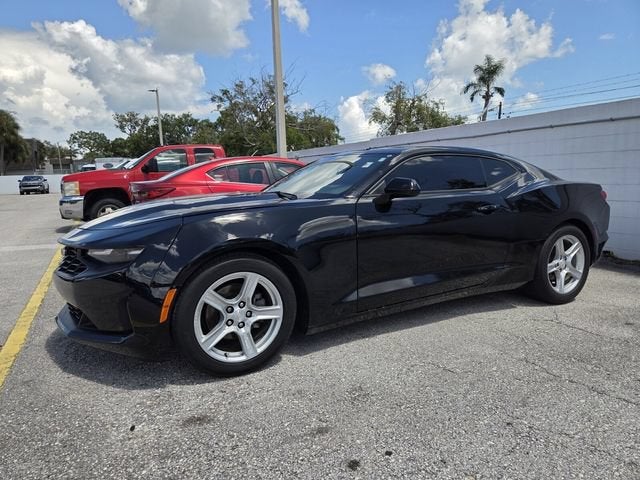 2020 Chevrolet Camaro 1LT image 3
