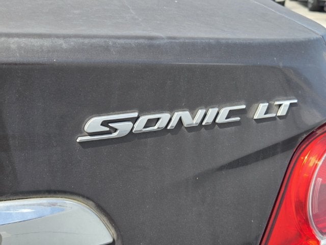 2015 Chevrolet Sonic LT image 4