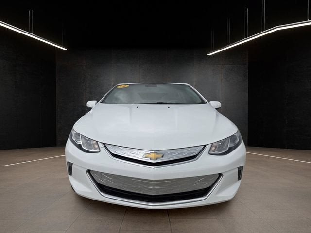 2018 Chevrolet Volt LT image 2