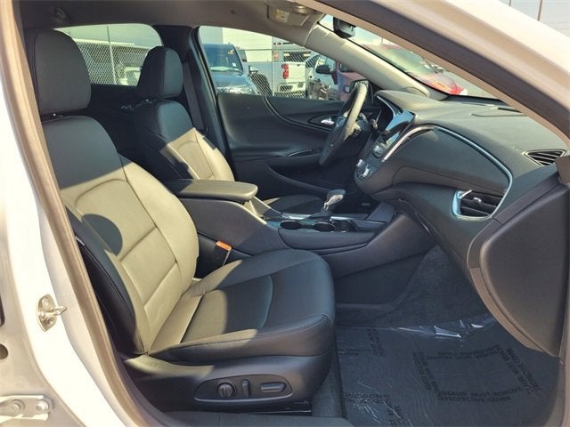 2025 Chevrolet Malibu 2LT