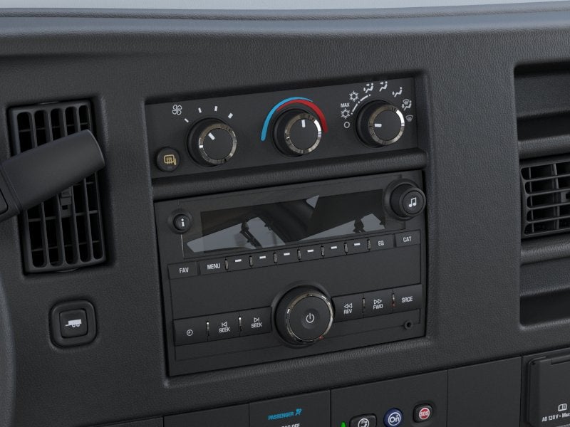 2025 Chevrolet Express Passenger 1LS
