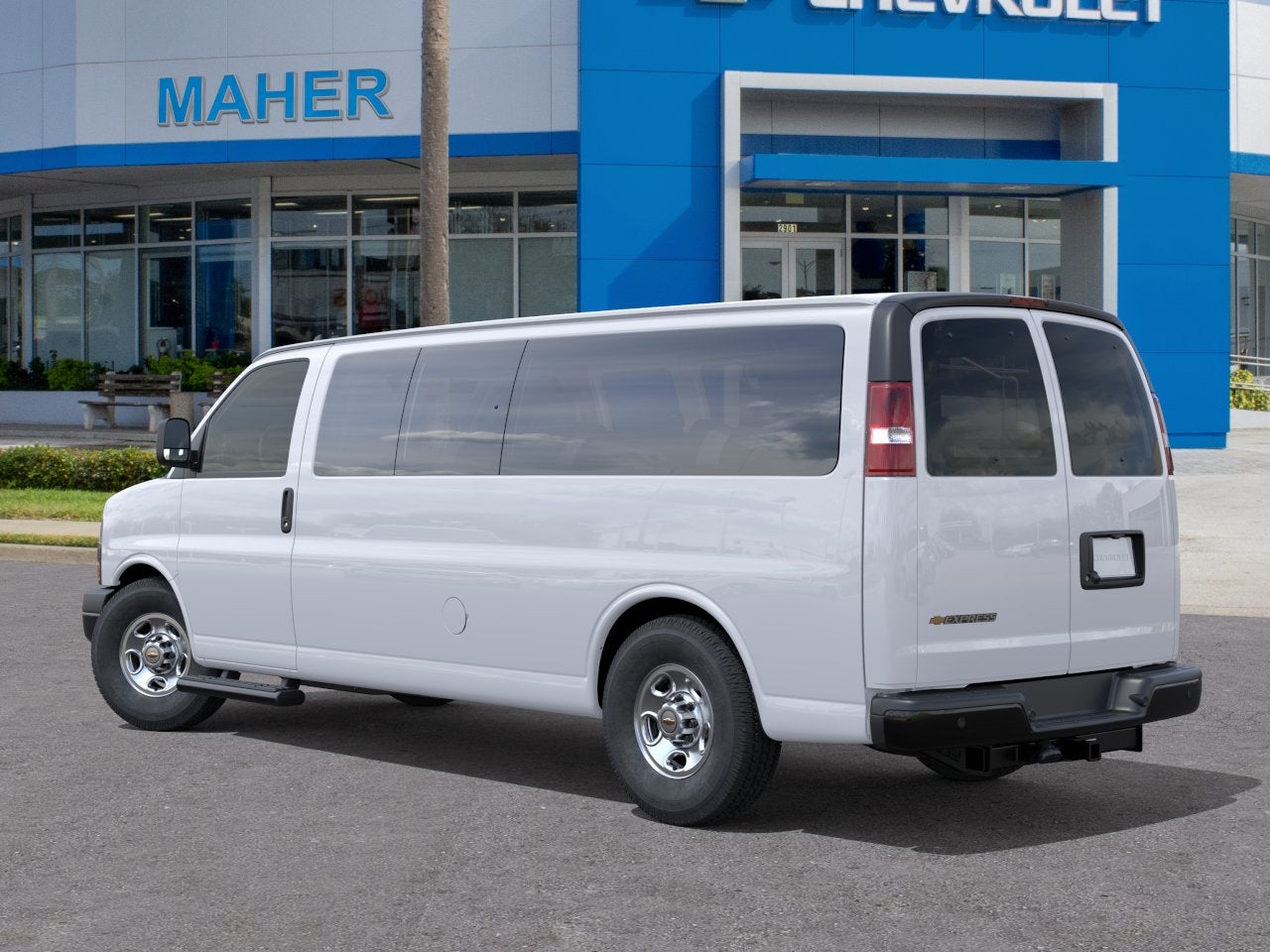 2025 Chevrolet Express Passenger 1LS
