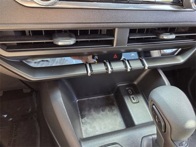 2024 Chevrolet Colorado WT