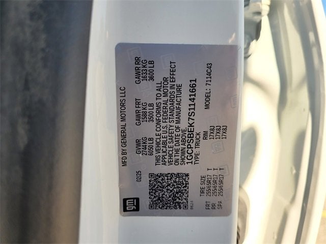 2025 Chevrolet Colorado WT/LT