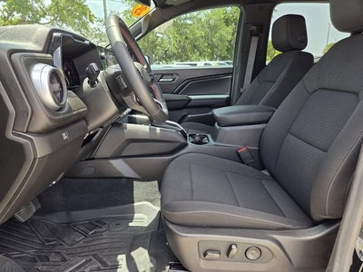 2025 Chevrolet Colorado WT/LT