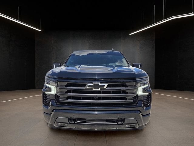 2024 Chevrolet Silverado 1500 High Country image 2