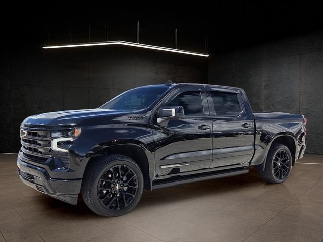 2024 Chevrolet Silverado 1500 High Country image 3