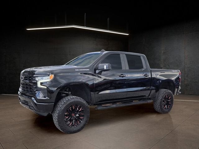 2025 Chevrolet Silverado 1500 RST image 3