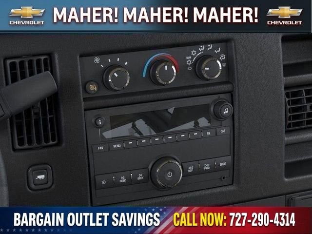 2025 Chevrolet Express Cargo WT