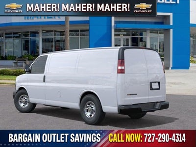 2025 Chevrolet Express Cargo WT