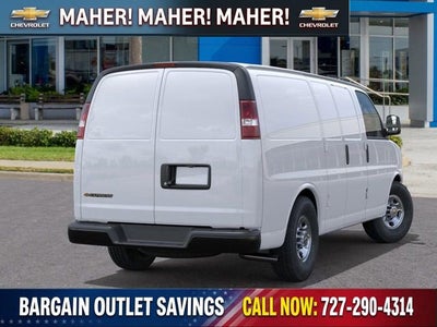 2025 Chevrolet Express Cargo WT