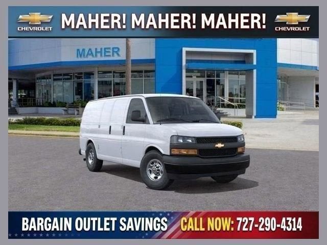 2025 Chevrolet Express Cargo WT