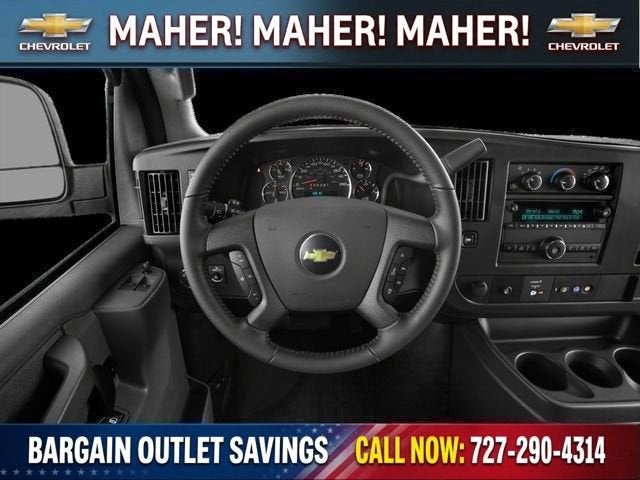 2025 Chevrolet Express Cargo WT