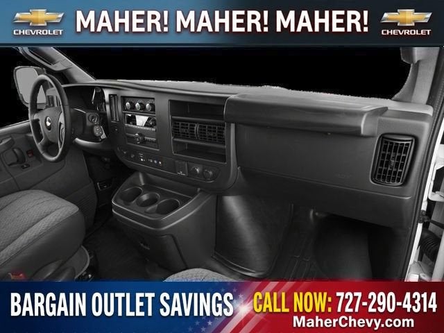 2025 Chevrolet Express Cargo WT