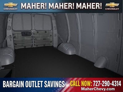 2025 Chevrolet Express Cargo WT