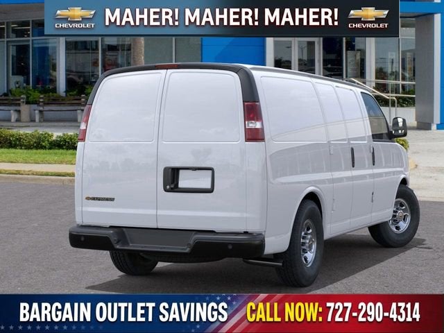 2025 Chevrolet Express Cargo WT