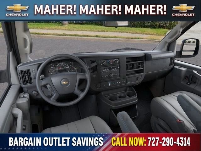 2025 Chevrolet Express Cargo WT