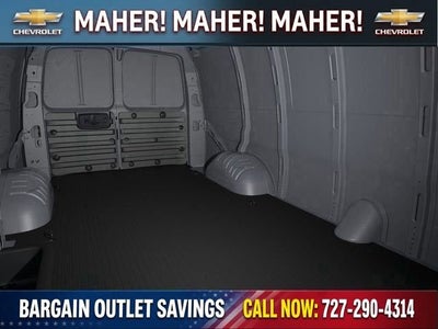 2025 Chevrolet Express Cargo WT