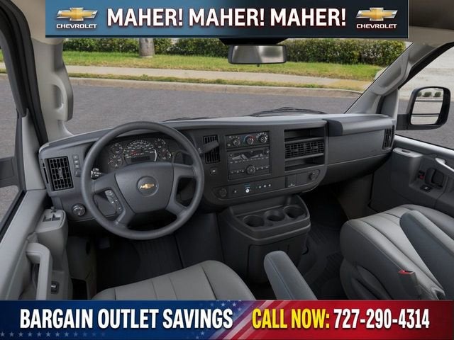 2025 Chevrolet Express Cargo WT