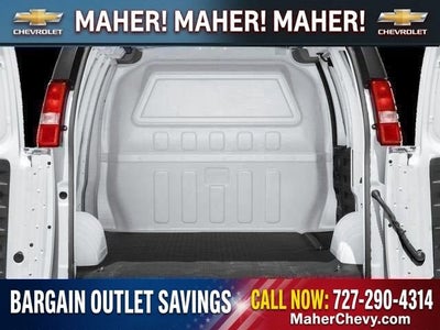 2025 Chevrolet Express Cargo WT