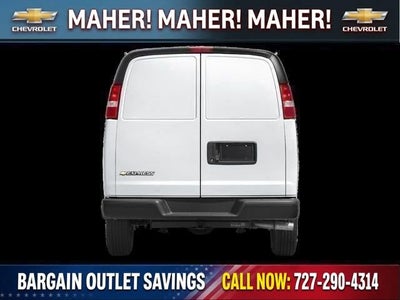 2025 Chevrolet Express Cargo WT