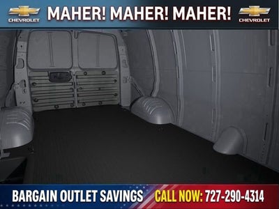 2025 Chevrolet Express Cargo WT