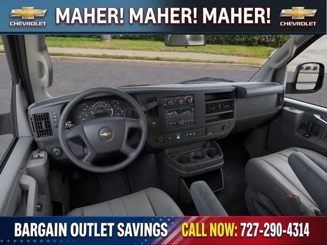 2025 Chevrolet Express Cargo WT