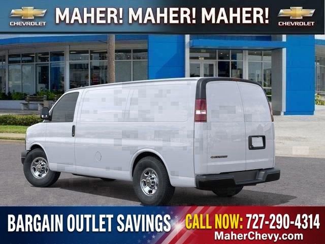 2025 Chevrolet Express Cargo WT