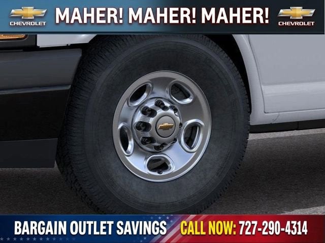 2025 Chevrolet Express Cargo WT