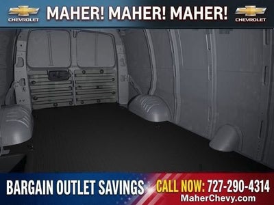 2025 Chevrolet Express Cargo WT