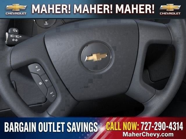 2026 Chevrolet Express Cargo 1WT