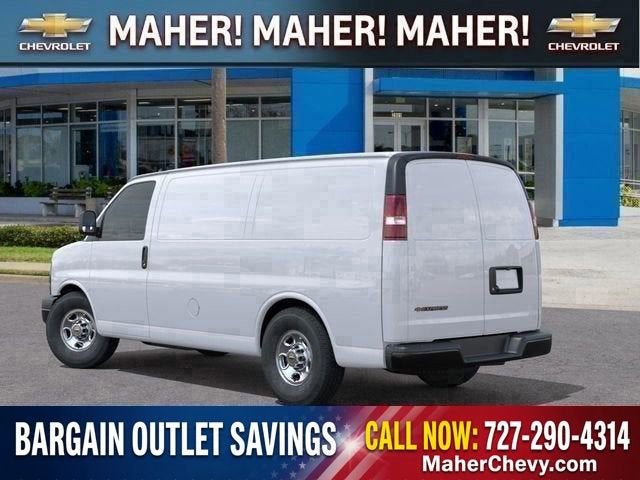 2025 Chevrolet Express Cargo WT