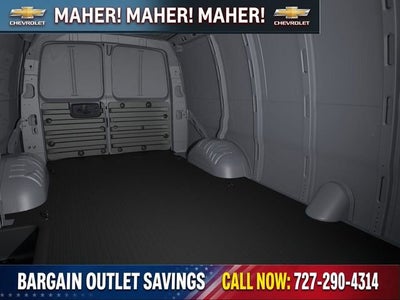 2025 Chevrolet Express Cargo WT