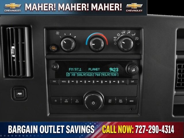 2025 Chevrolet Express Cargo WT