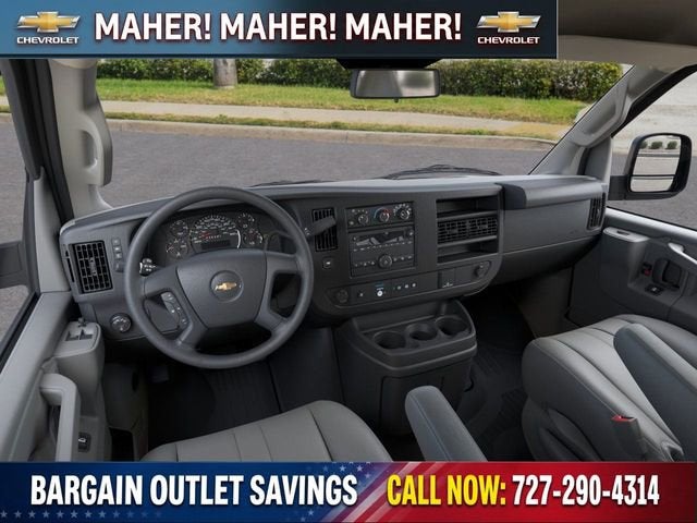 2025 Chevrolet Express Cargo WT