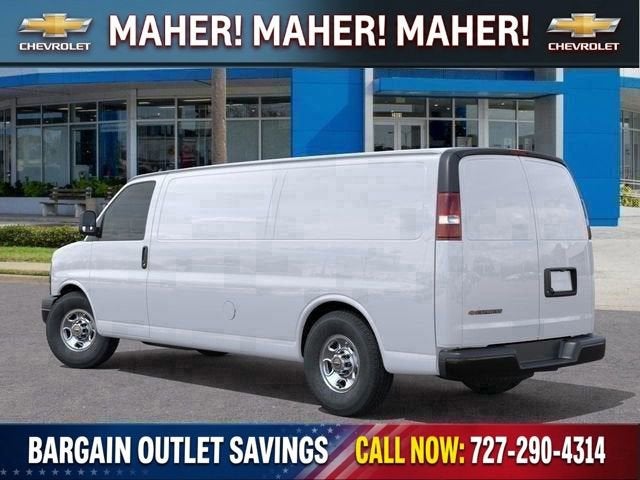 2025 Chevrolet Express Cargo WT