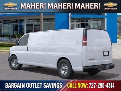 2025 Chevrolet Express Cargo WT