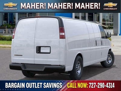 2025 Chevrolet Express Cargo WT