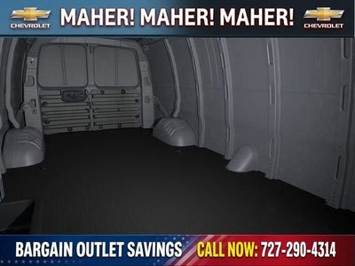 2025 Chevrolet Express Cargo WT