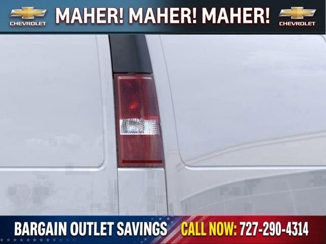 2025 Chevrolet Express Cargo WT